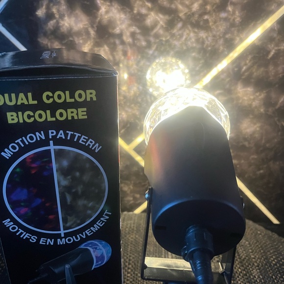 Danson Dual Color LED Light Projector - Picture 2 of 3